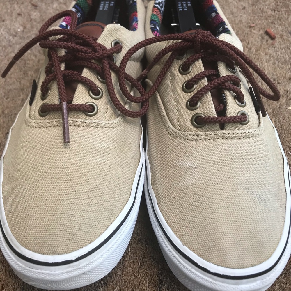 Vans Era